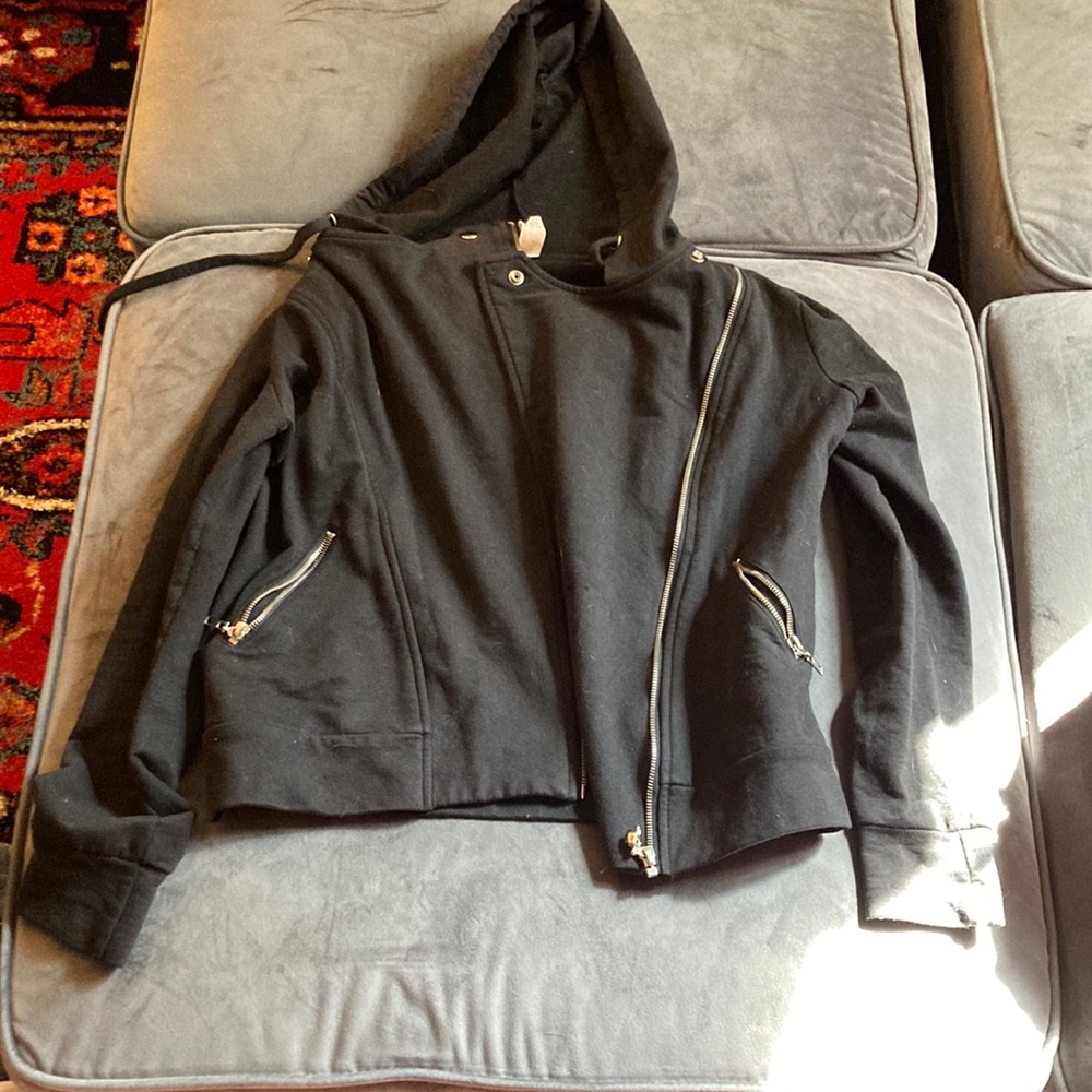 Size M leather jacket style cloth jacket